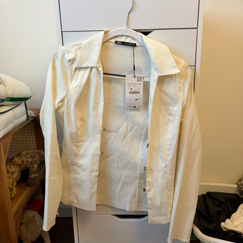Zara Cream Button-Down Collared Shirt Jacket
